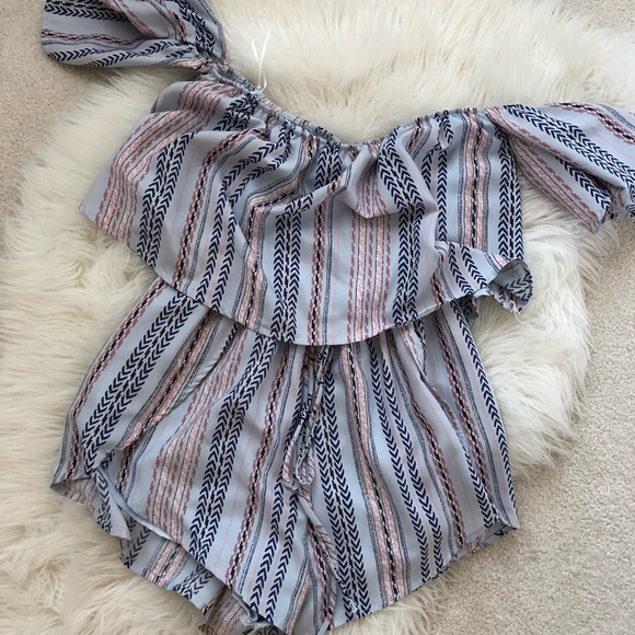 Billabong romper - Picture 1 of 2